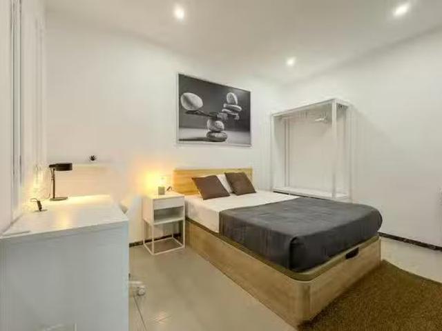 ¡Renta! Habitación en Carrer d'Occident