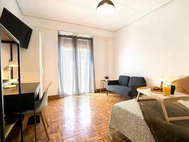 ¡Oferta! Habitación en Carrer Honorato Juan, Arrancapins