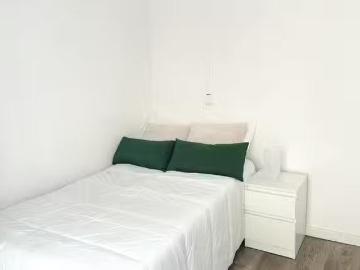 Barato Habitación en Carrer la Rambla, El Gòtic