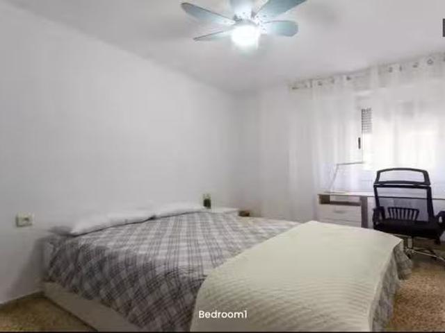 Único Habitación en Carrer Severo Ochoa
