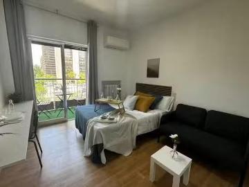 Único Habitación en Paseo de la Castellana, Castellana