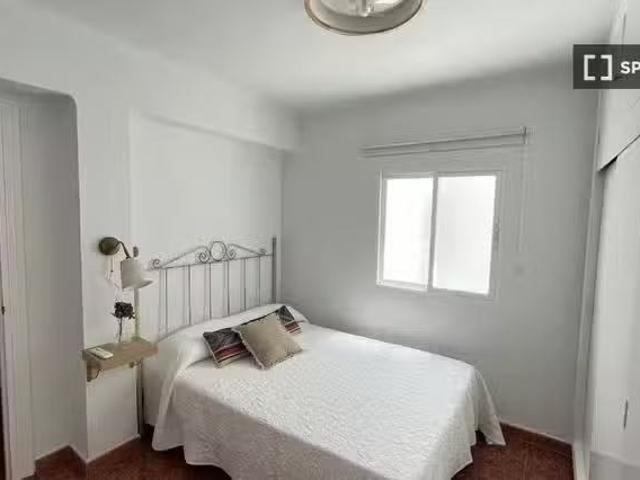 ¡Recién llegado! Habitación en piso compartido en Málaga