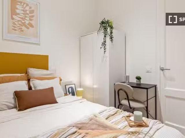 ¡Oferta! Habitación en piso compartido en Sant Antoni, Barcelona