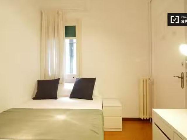¡Renta! Habitación en piso compartido l'Antiga Esquerra de l'E.