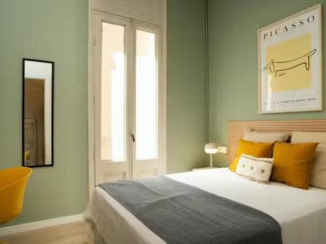 Único Habitación en Plaça de la Universitat, Ciutat Vella