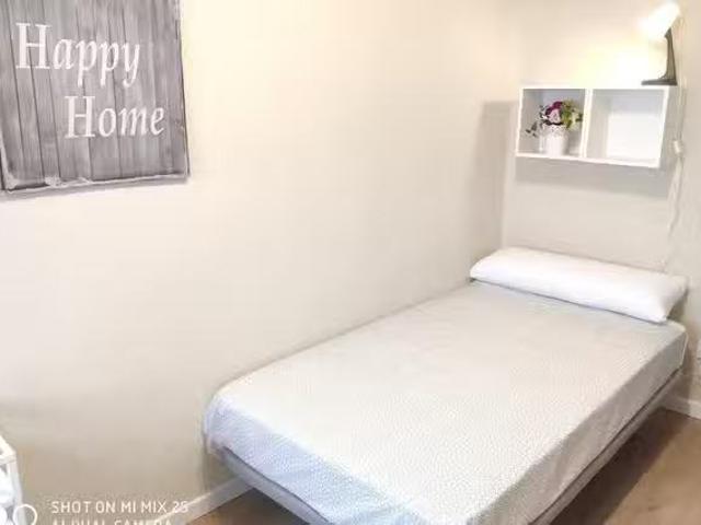 Bonito Habitación en Plaza Sierra Ministra, 7