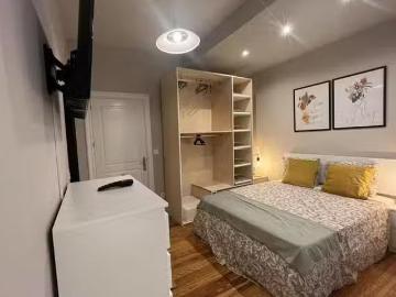 Acogedor Habitación en Recalde zumarkalea, Abando