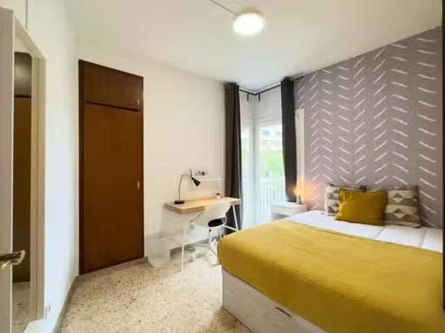 Bonito Habitación en Ronda del Guinardó