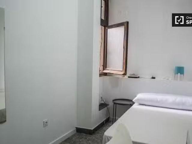 ¡Recién llegado! Habitación en Sant Francesc, Valencia, piso d.