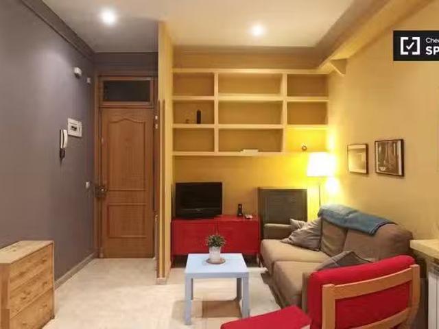 ¡Recién llegado! Piso de 1 dormitorio en alquiler en Imperial.
