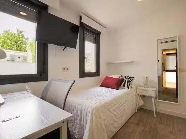 ¡Renta! Piso de 1 habitación en Avenida de Daroca