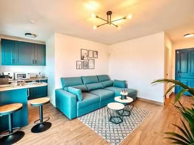 Encantador Piso de 1 habitación en Avenida de las Naciones, Pu.