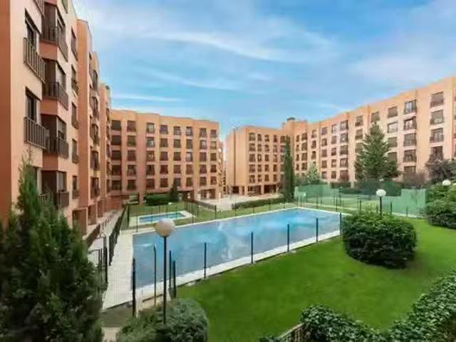 Acogedor Piso de 1 habitación en Calle de Samaniego 12