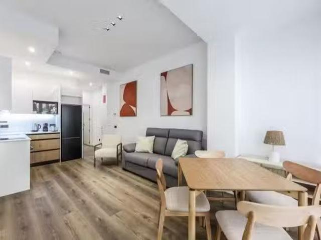 ¡Renta! Piso de 1 habitación en Madrid