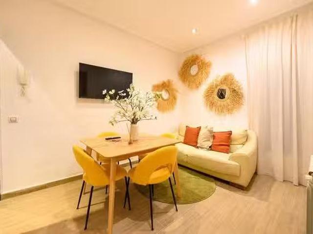 Único Piso de 2 habitaciones en Madrid