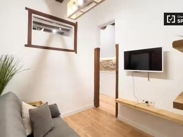 ¡Oferta! Piso de 2 habitaciones en alquiler en Sant Pere, Barc.
