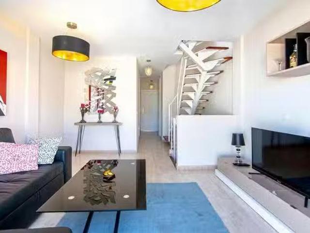¡Recién llegado! Piso de 2 habitaciones en Callao Salvaje