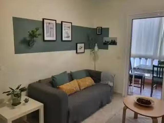¡Oferta! Piso de 2 habitaciones en Calle Montaña Amarilla 10