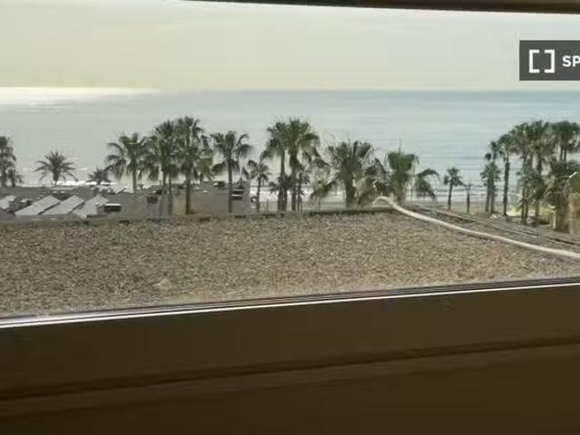 Acogedor Piso de 3 dormitorios en alquiler en Alicante