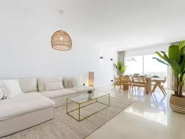 Barato Piso de 3 habitaciones en Benahavís