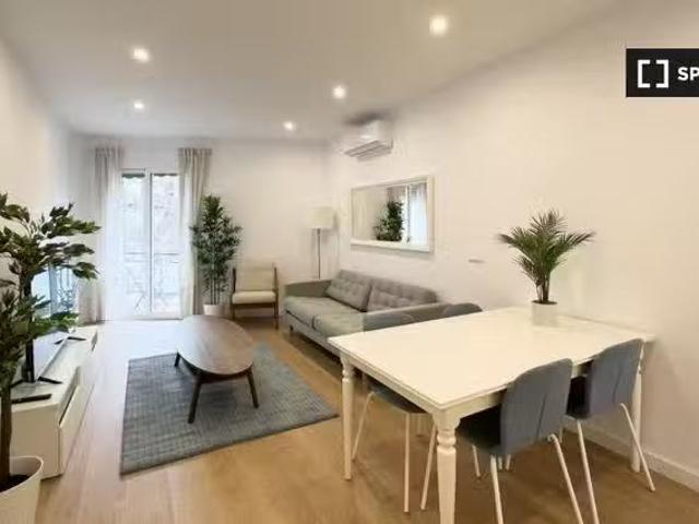 ¡Recién llegado! Piso de 4 habitaciones en alquiler en El Pobl.