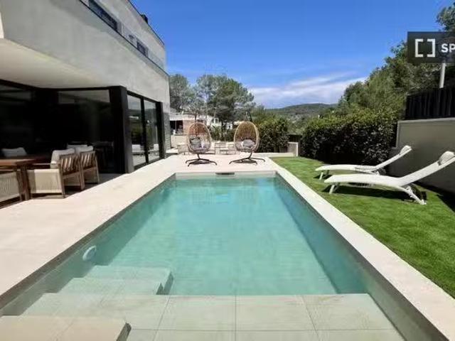 Nuevo Piso en alquiler de 4 habitaciones en Sant Pere de Ribes