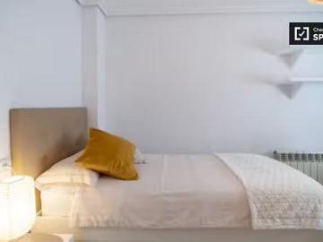 Encantador Se alquila habitación en L'Amistat, Valencia