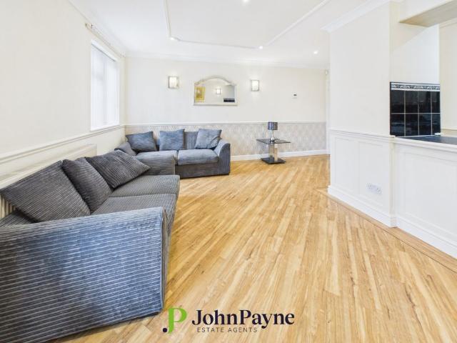 Unicorn Avenue, Eastern Green, Coventry, CV5 7GH