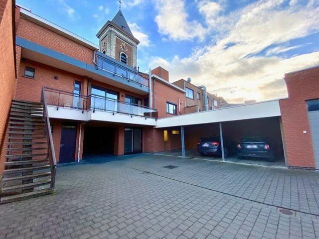 Uniek dakappartement te CENTRUM EVERGEM !
