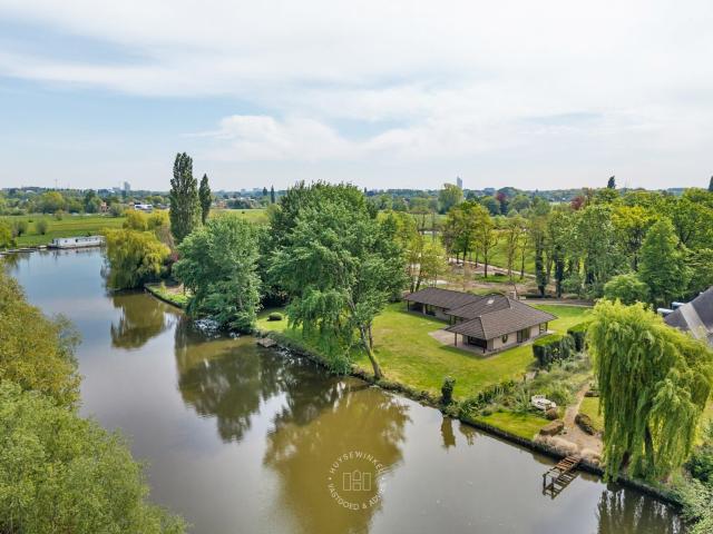 Unieke bungalow aan de Leie | Huysewinkel