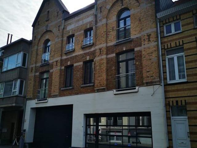 Unieke gemeubelde loft met zonnepanelen en thuisbatterij