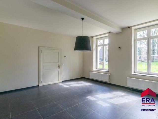 Unieke gerenoveerde pastorijwoning te huur in Goetsenhoven