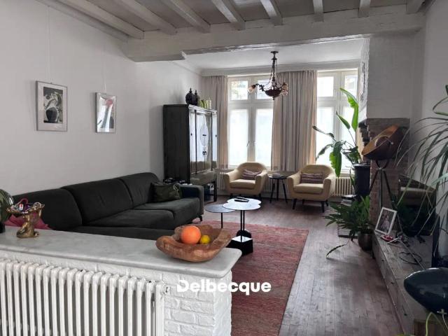 Unieke historische stadswoning met garage en 4 slaapkamers