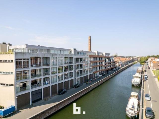 Unieke industriële loft te huur in Kortrijk