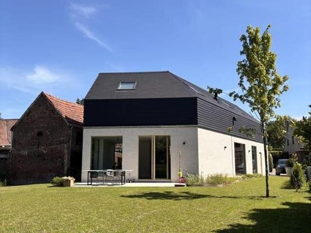 Unieke nieuwbouwwoning in authentieke hoeve