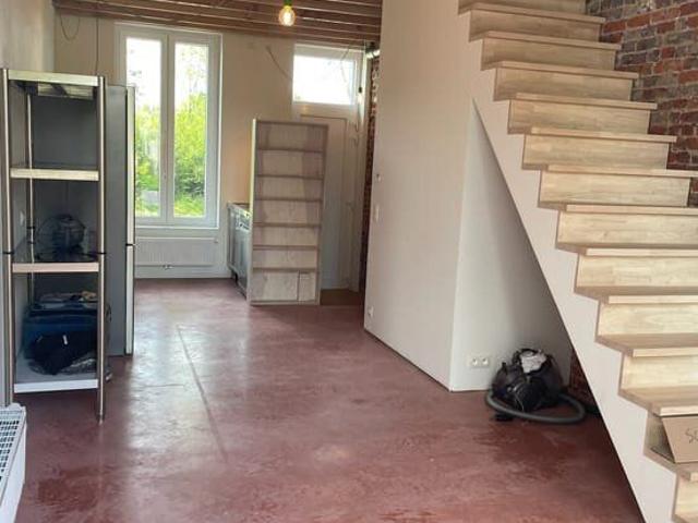Unieke volledig gerenoveerde woning