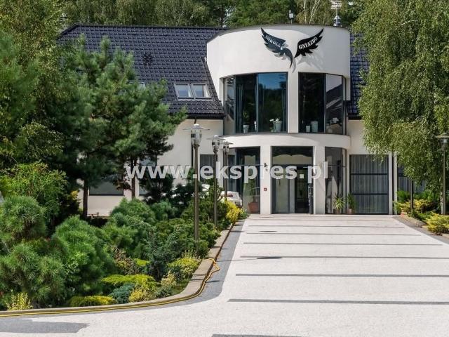 Obiekt agroturystyczny z restauracją, 1200 m² polecam!