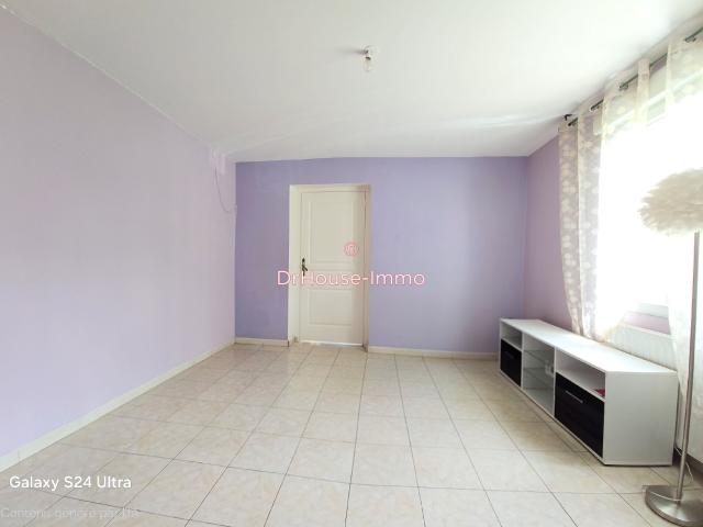Unieux secteur vieux bourg Loire 42240 Appartement 200m² + terrain privatif 600m²