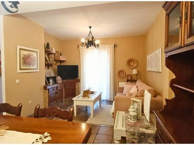 Unifamiliar adosado en Venta en Camposoto