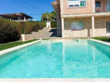 Unifamiliar en Montserrat valencia 284m² Montserrat