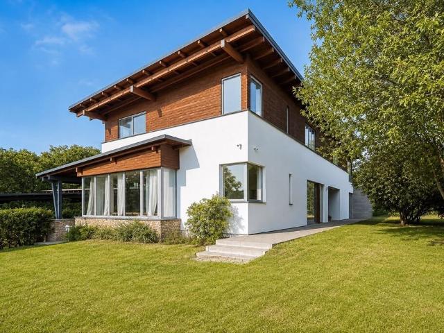 Unikalny obiekt 723 m² na sprzedaż w Nadarzynie polecam