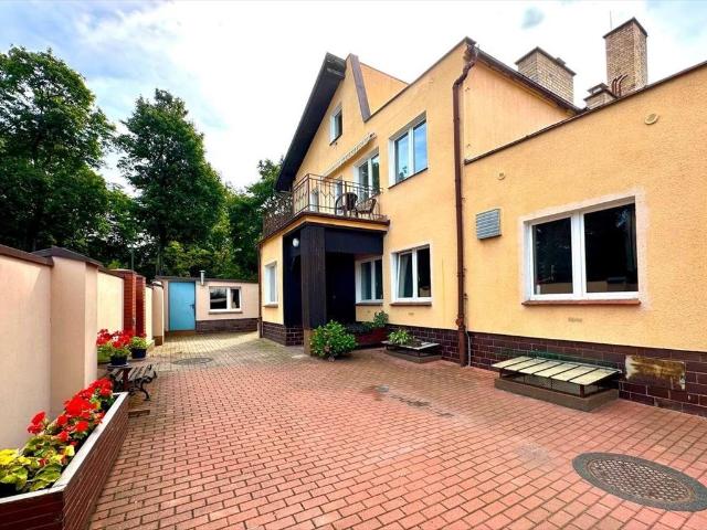 Unikatowy dom 485 m² w Poznaniu zapraszam