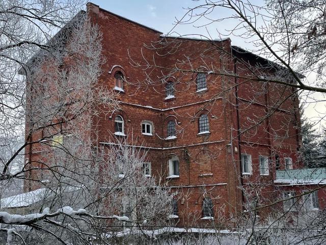 Unikatowy młyn nad rzeką Wel w Lidzbarku — potencjał 1084 m²