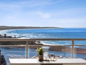 Uninterrupted north facing ocean views from the tenth floor