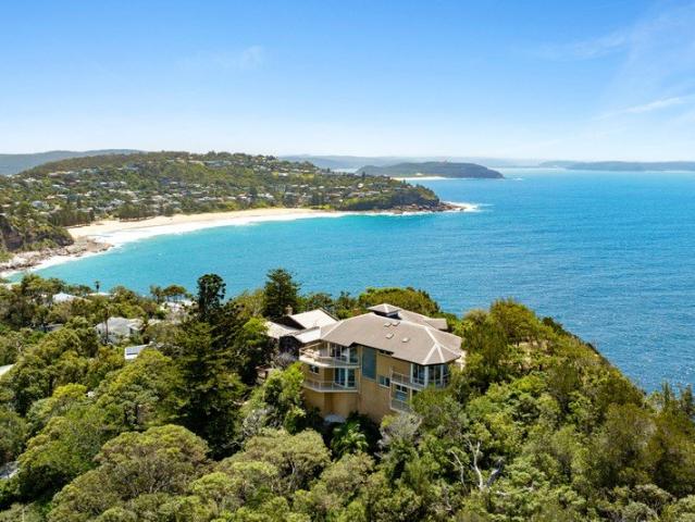 Uninterrupted Ocean + District Views, Exclusive and Private entry via Rayner Road
