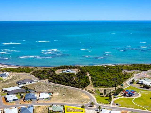 Uninterrupted Ocean Views Across Reserve