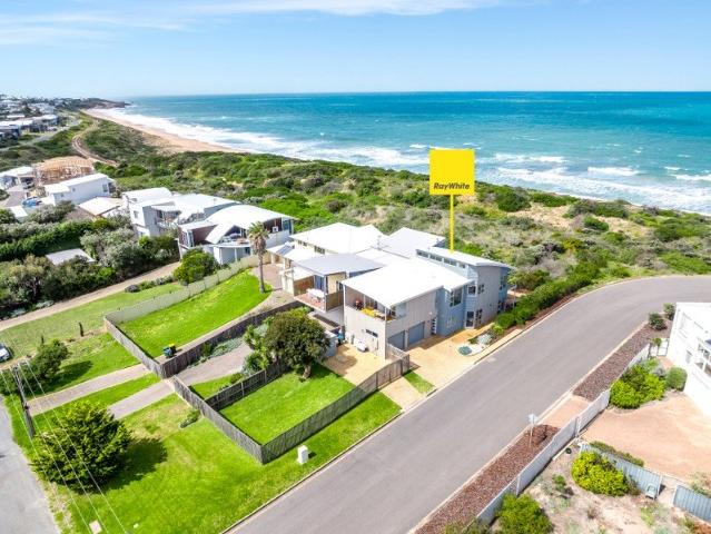 Uninterrupted Beachfront Living | Architectural Design | Panoramic Coastal Views