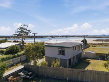 Bridport, Dorset, Tasmania Island - Balcony