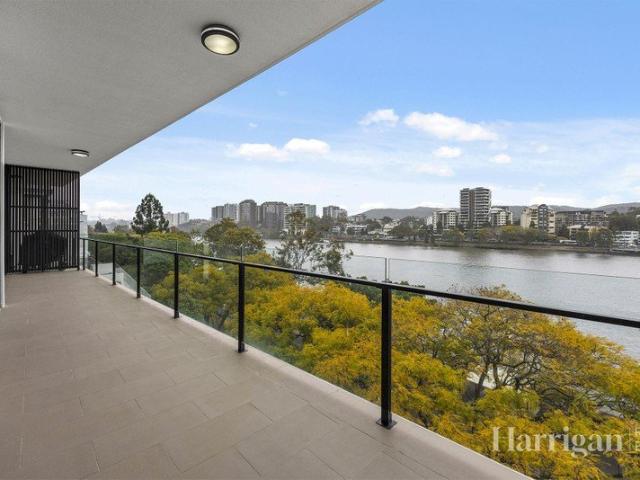 Uninterrupted Riverfront Position with Space Available Now