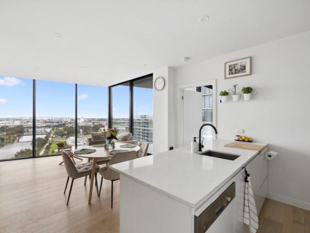 Uninterrupted Views, Exceptional Riverside Living!
